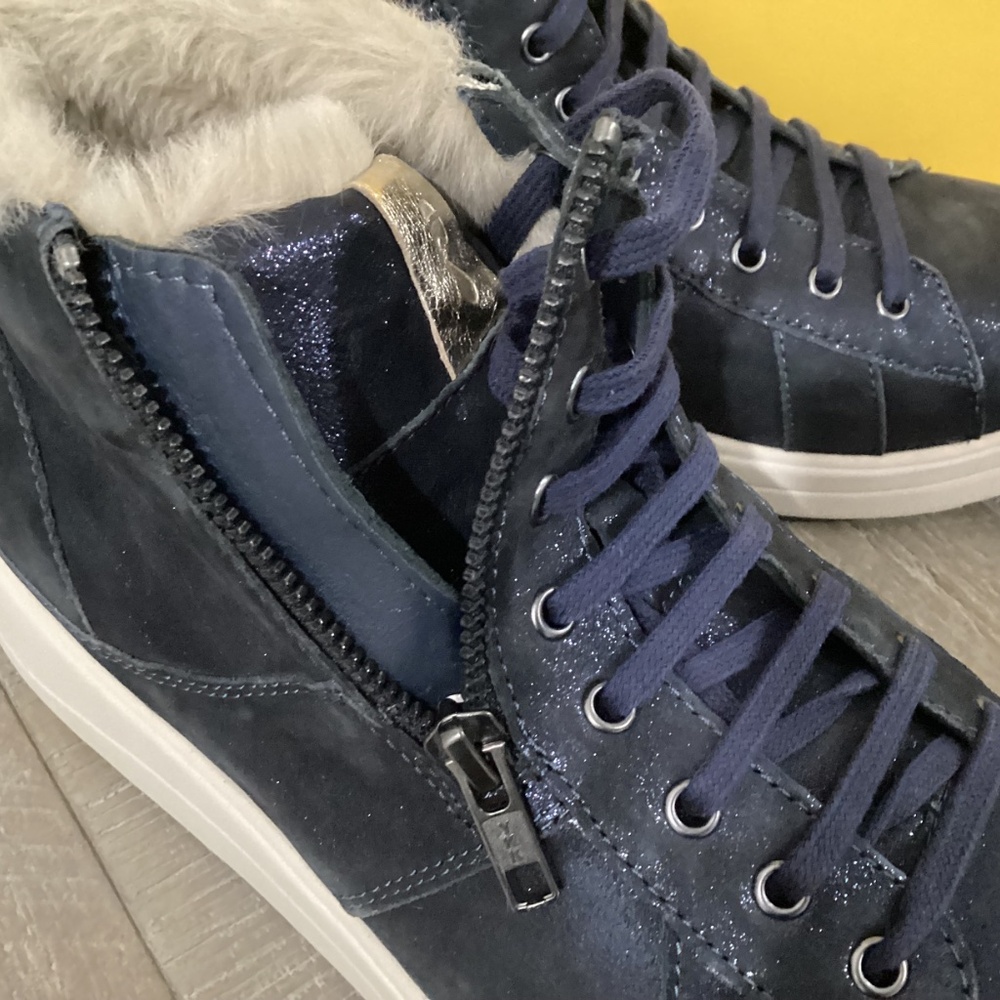 STRIVE Chatsworth II Leather Hi-Top Sneaker with Faux Fur Trim (Women) 10M - Picture 3 of 14